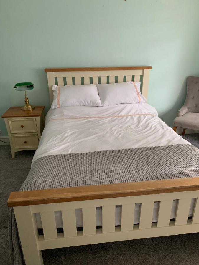 Debbie'S Digs Hotel Ashford  Buitenkant foto